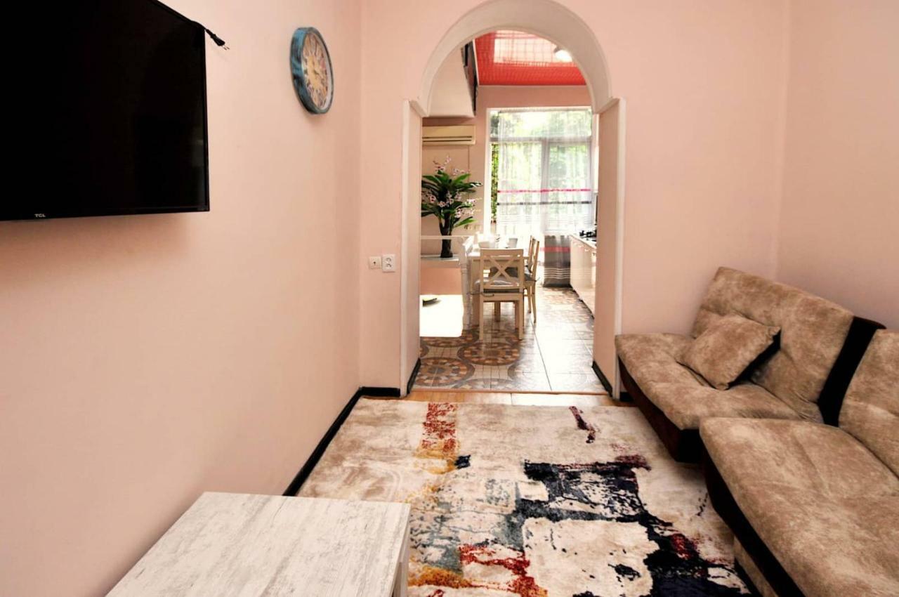 Dani Home Tiflis Exterior foto